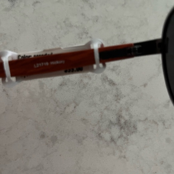 Polarized Aviator Sunglasses - Picture 4 of 5